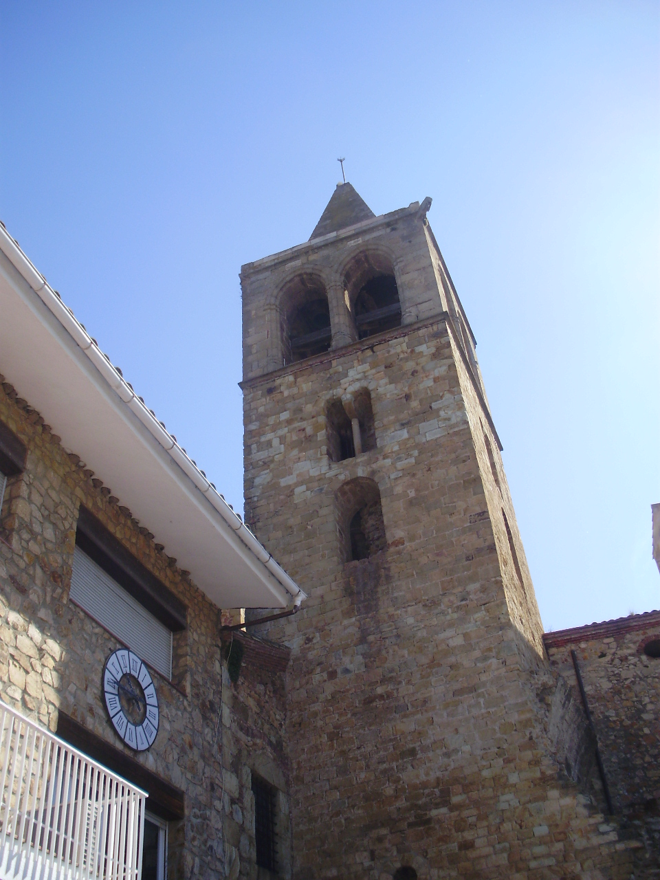 IGLESIA Y AYUNTAMIENTO DE TORDERA